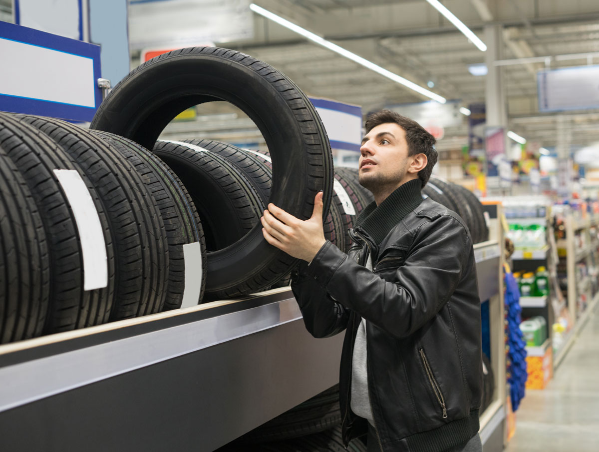 Pour votre sécurité et votre budget, achetez les pneus neufs